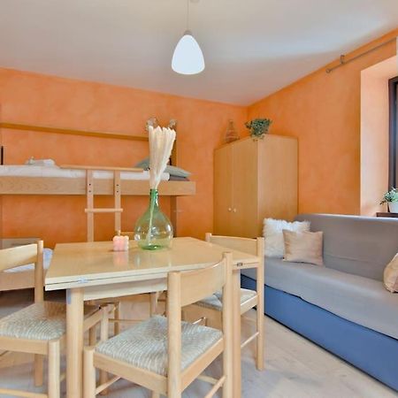 Aprica Alpine Loft Centralita E Park Free 外观 照片