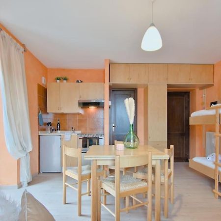 Aprica Alpine Loft Centralita E Park Free 外观 照片