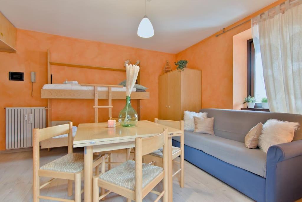 Aprica Alpine Loft Centralita E Park Free 外观 照片